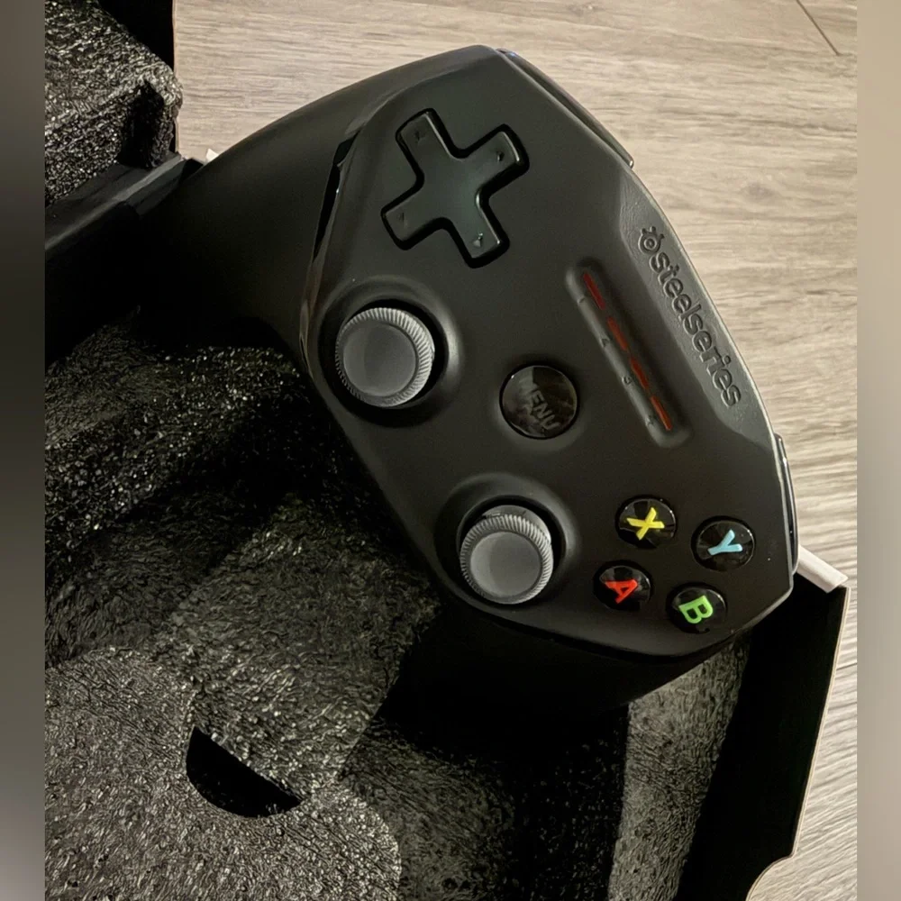 Nimbus Wireless Gaming Controller - Black